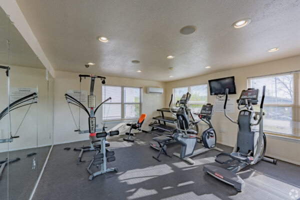 University-View-Denton_022